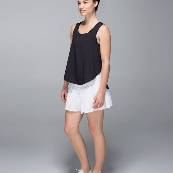 3/$60 - Size 6 - Lululemon Run: Split Singlet - Picture 1 of 3